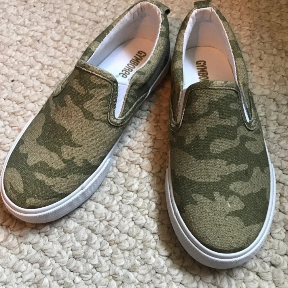 Girls shoes size 12